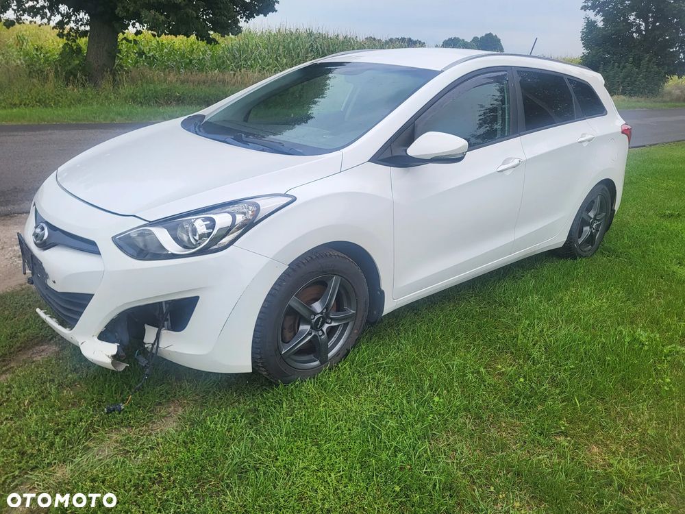Hyundai i30 1.6 CRDi Comfort - 4