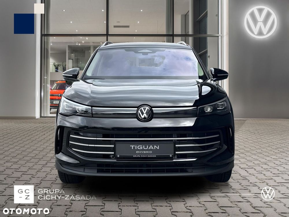Volkswagen Tiguan - 9