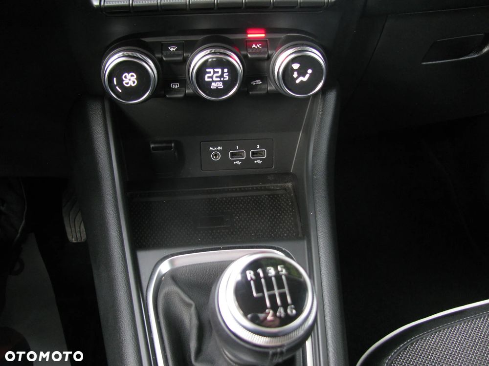 Renault Captur TCe 90 INTENS - 21