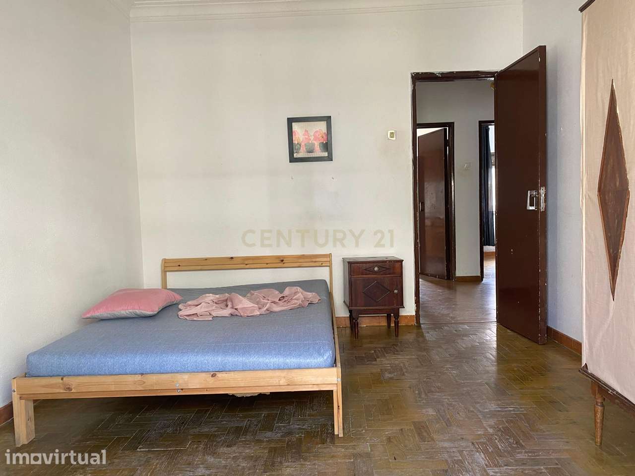 T2 CENTRAL perto  Hospital, Fertagus, Loja Cidadão - Grande imagem: 4/17