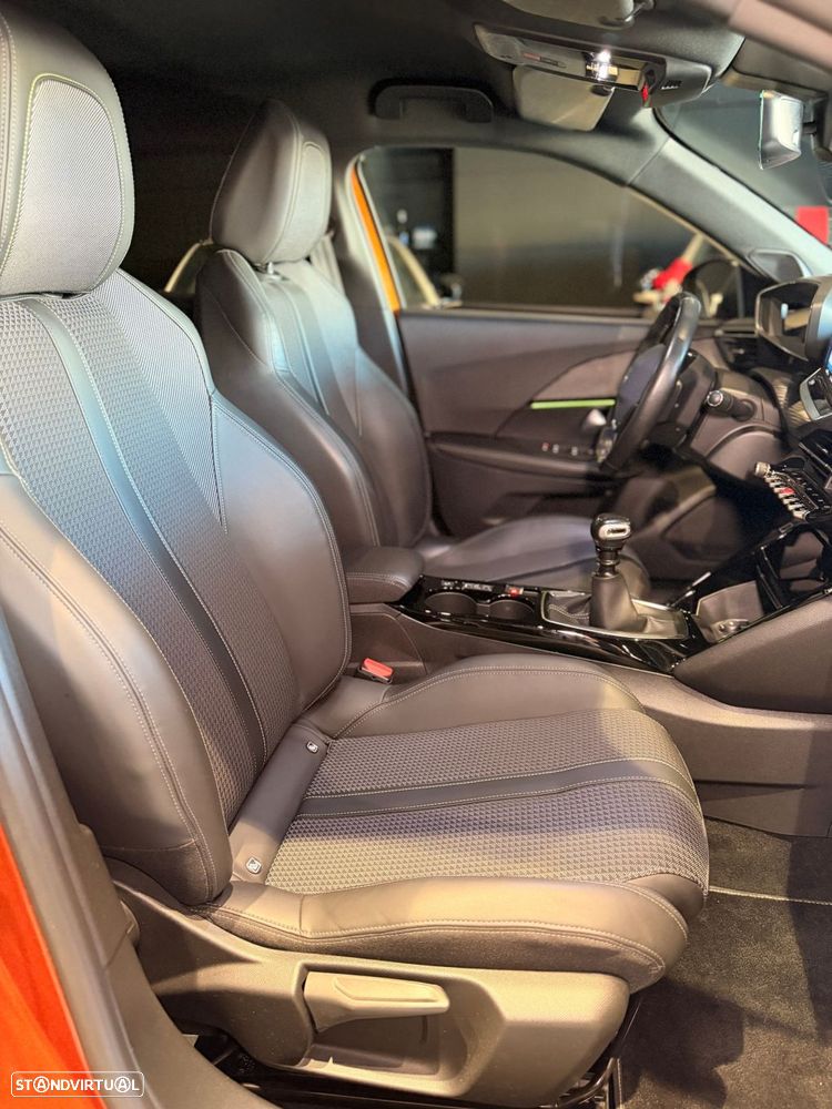 Peugeot 2008 1.2 PureTech GT Line - 39