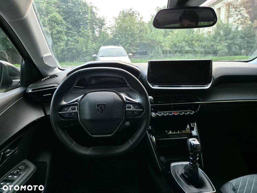 Peugeot 208 1.2 T Allure S&S - 6