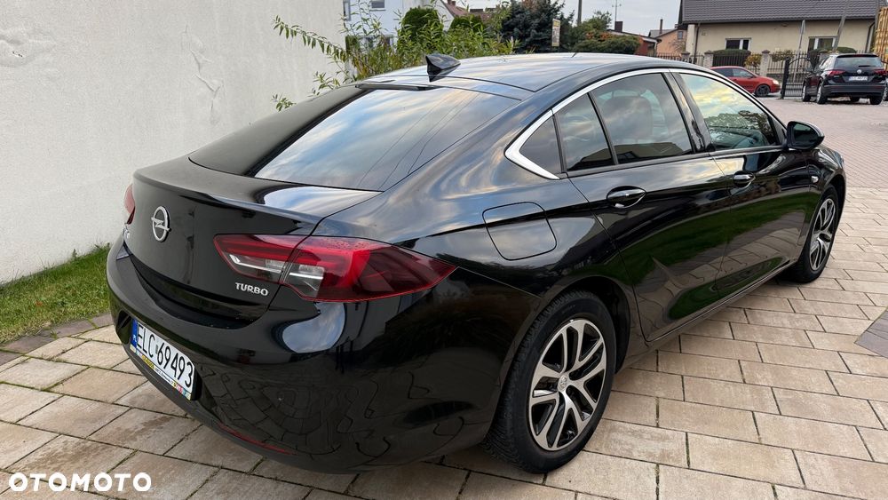Opel Insignia - 4