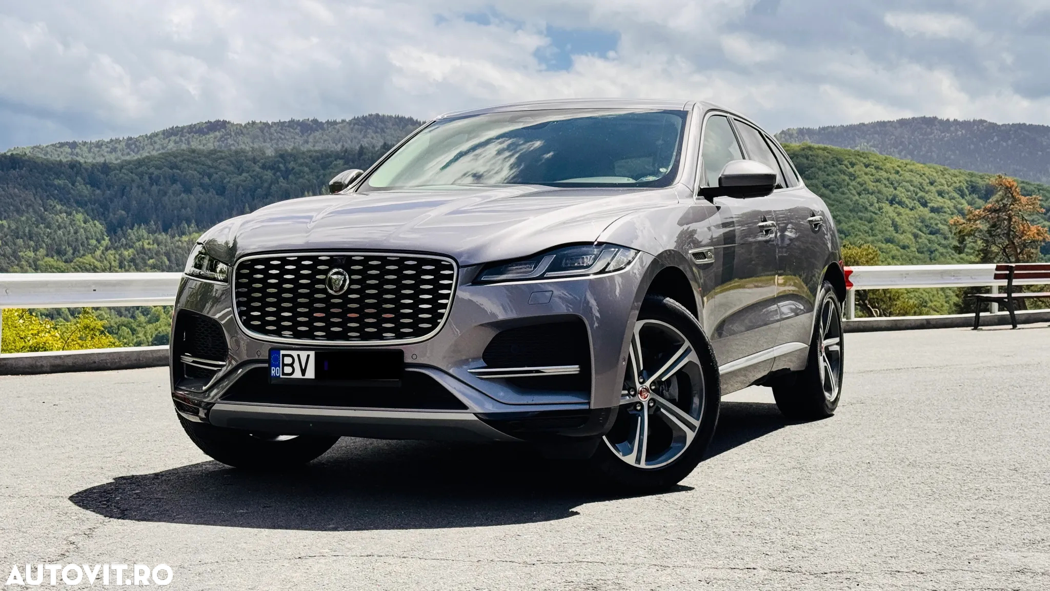 Jaguar F-Pace - 2