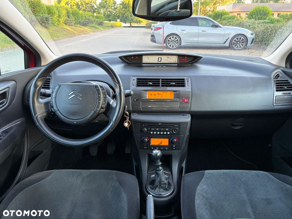Citroën C4 1.6 THP Exclusive - 12
