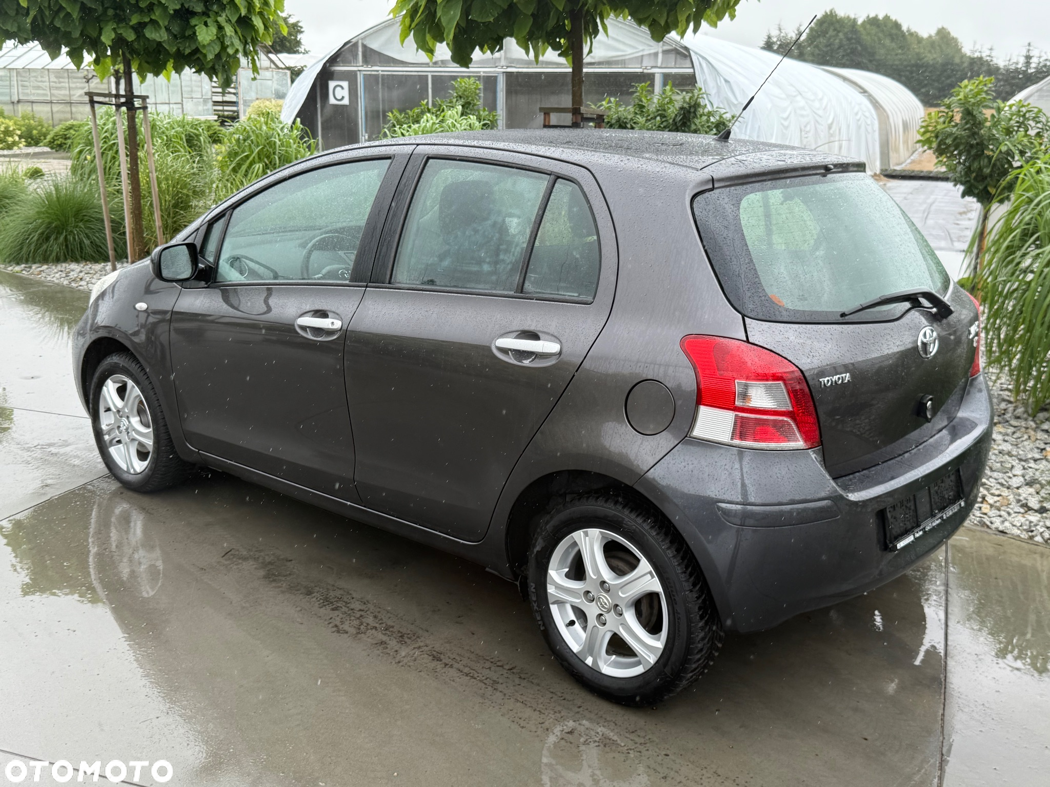 Toyota Yaris 1.0 Luna A/C - 3