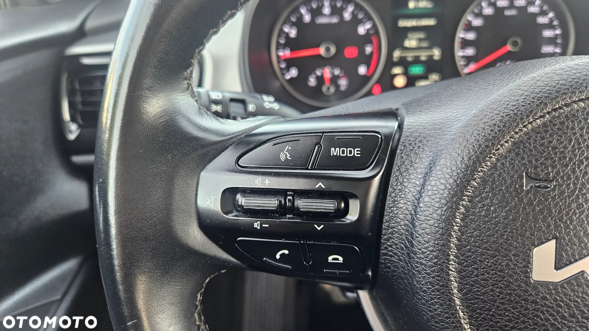 Kia Stonic 1.0 T-GDI MHEV GT Line - 24