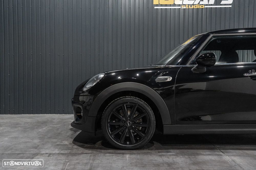 MINI 5 Portas Cooper D - 25