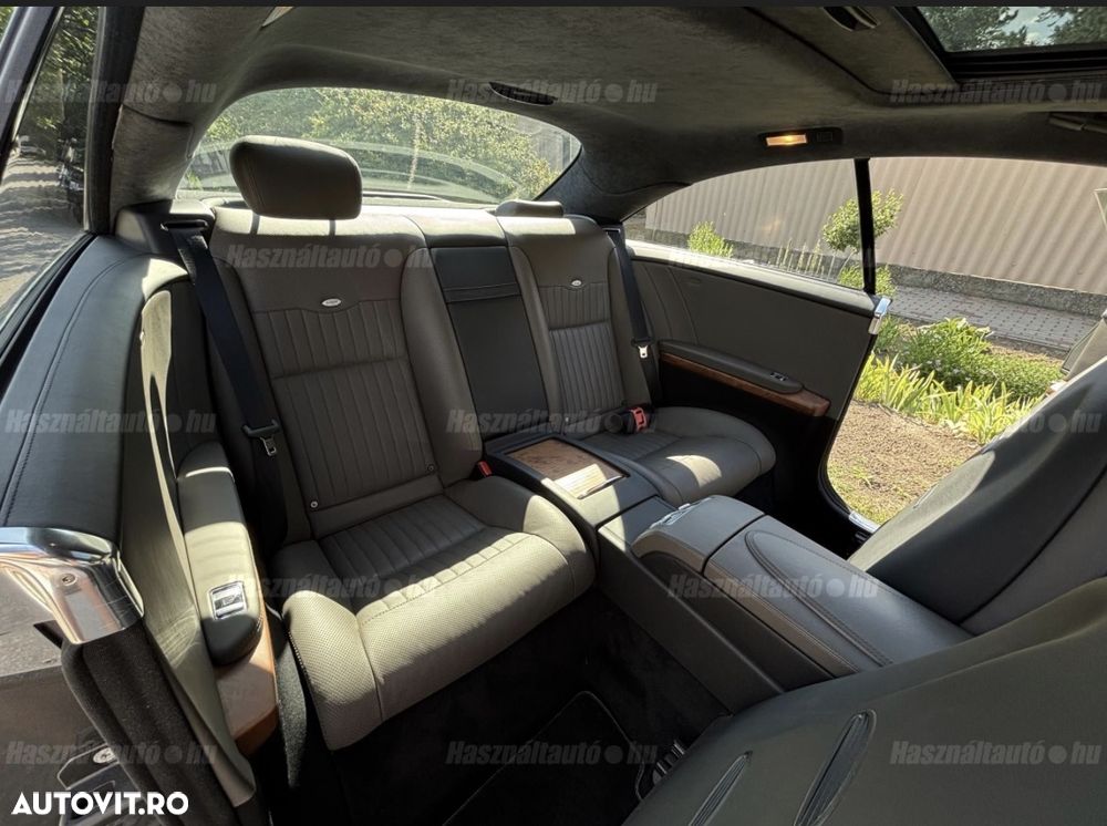 Mercedes-Benz CLK - 4