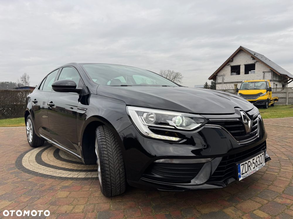 Renault Megane 1.6 SCe Life - 9