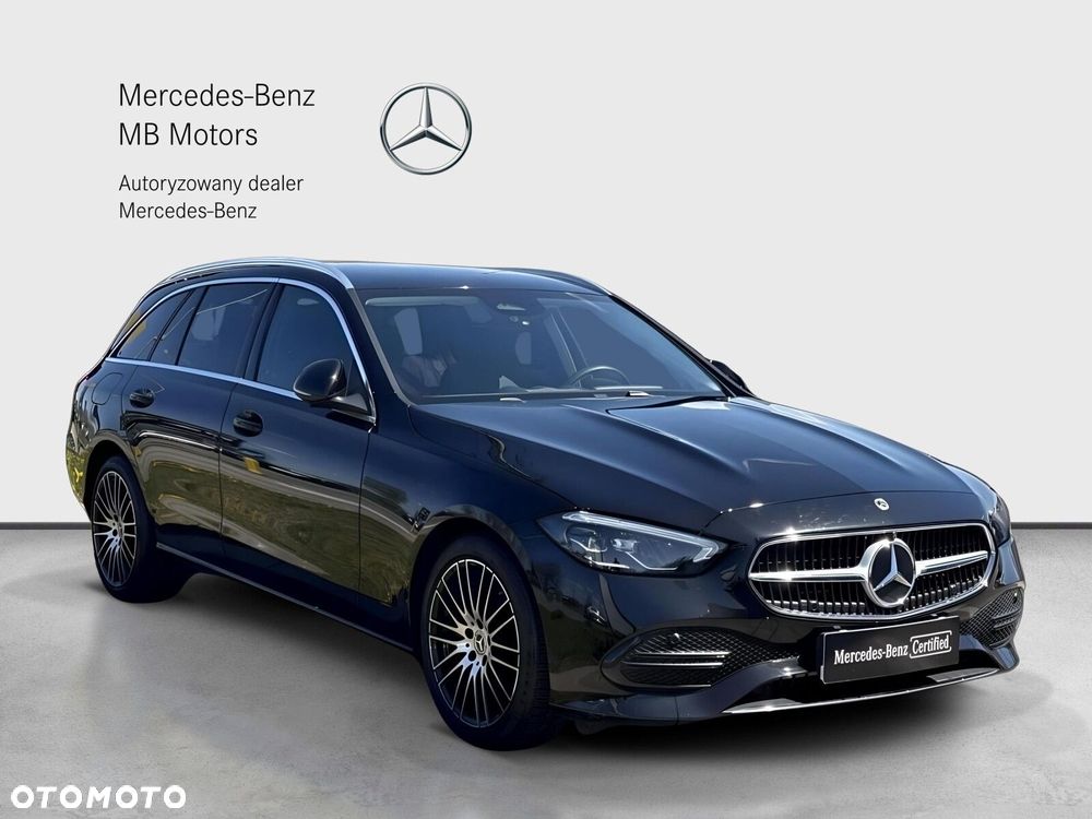 Mercedes-Benz C-Class 2025 photo 3