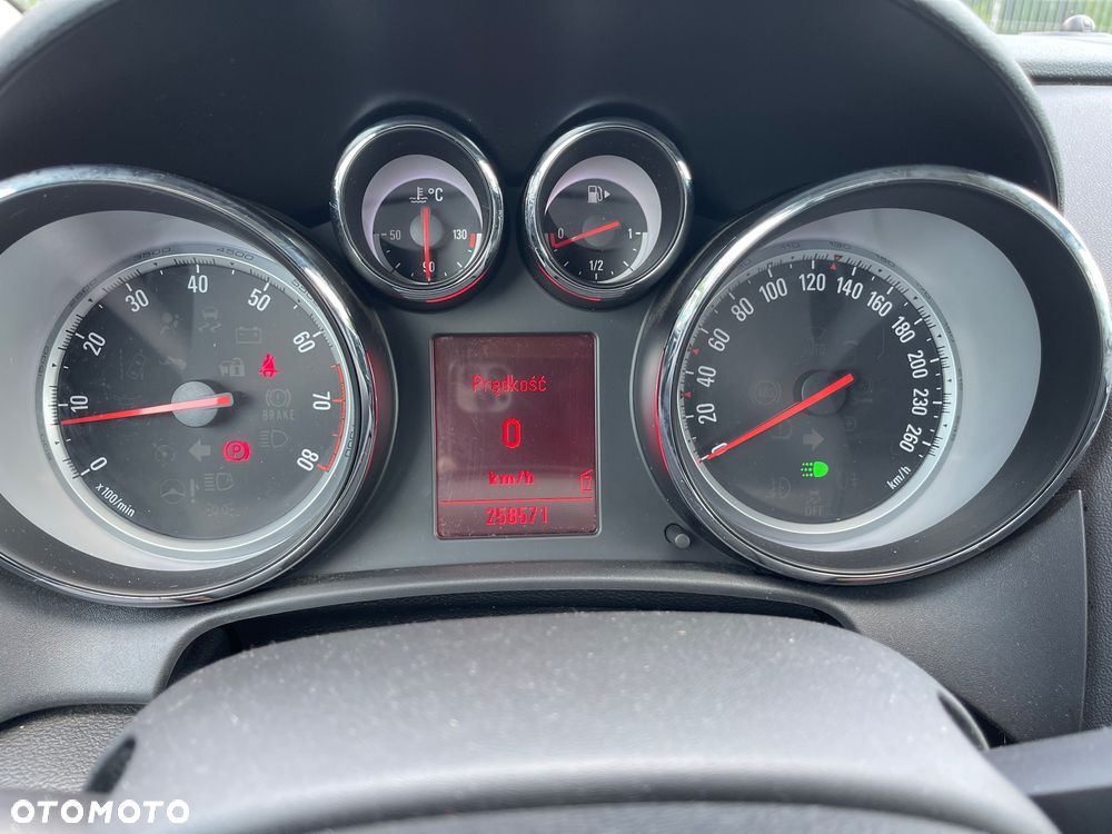 Opel Astra - 18