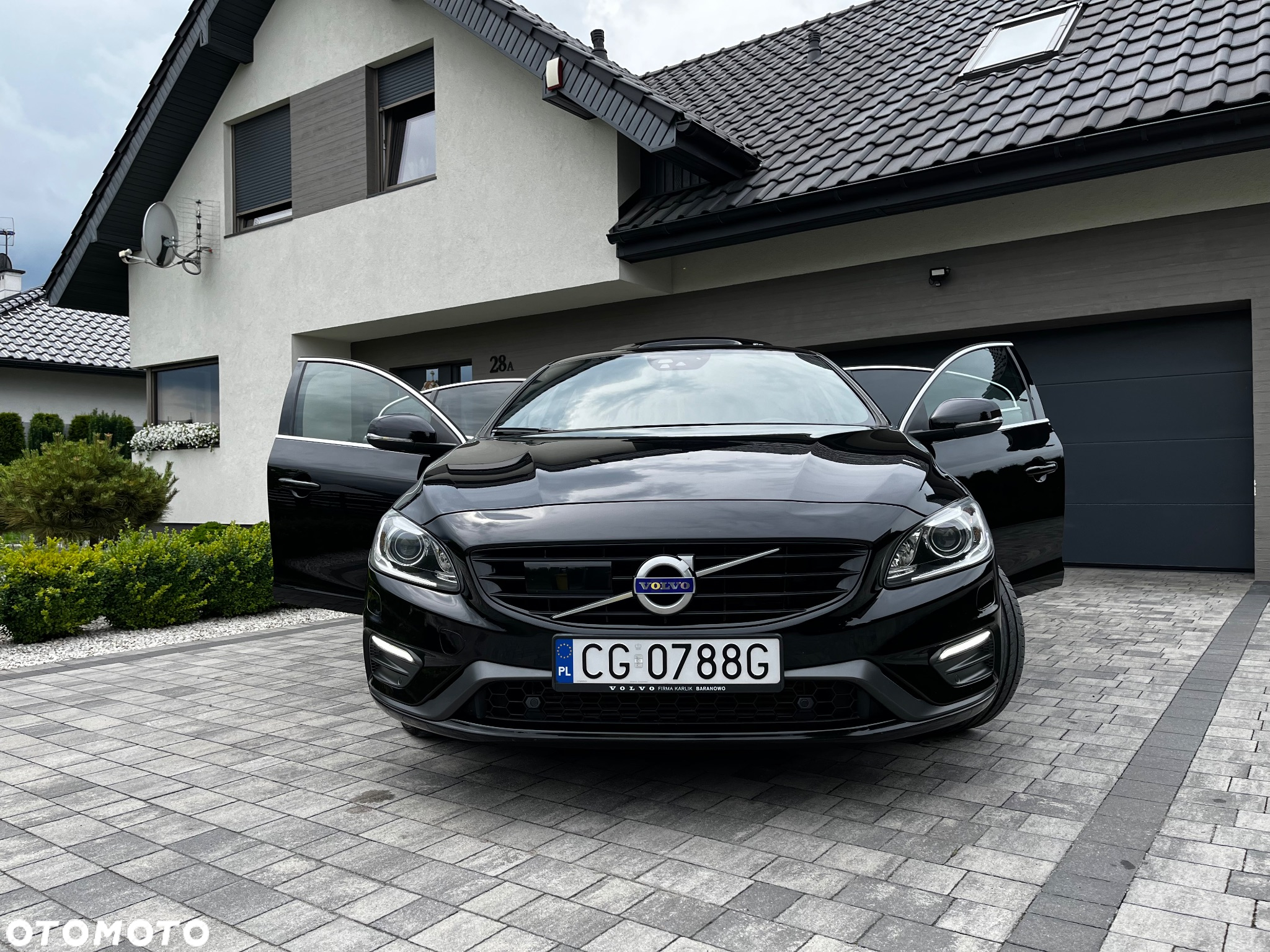 Volvo S60 D4 Drive-E R-Design Momentum - 3