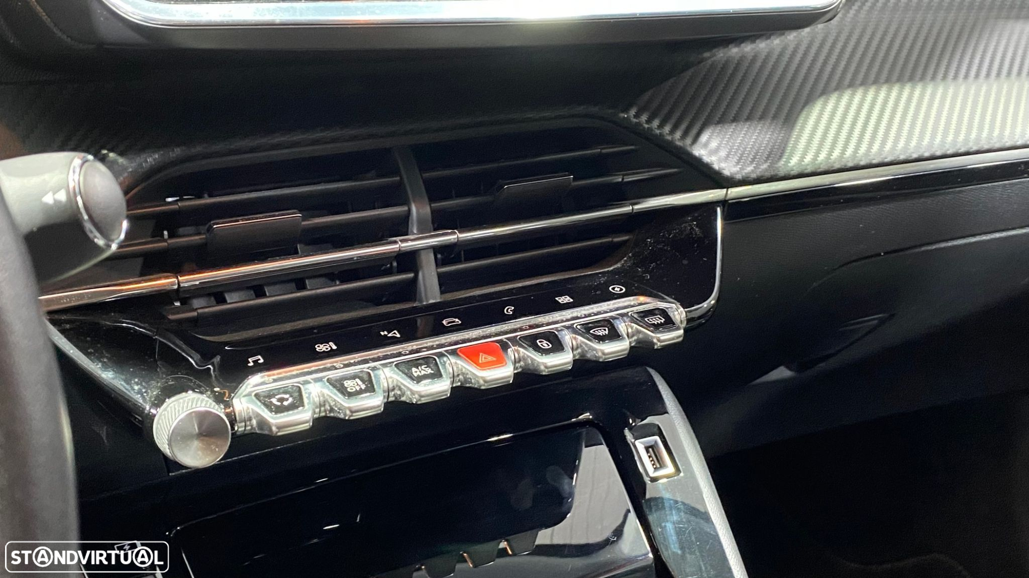 Peugeot e-208 50 kWh GT - 13