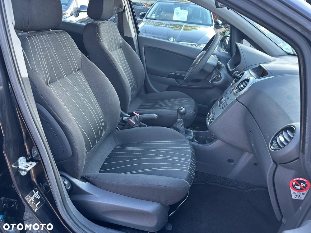 Opel Corsa - 19