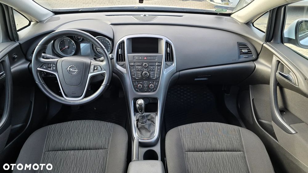 Opel Astra 1.6 CDTI Enjoy - 11