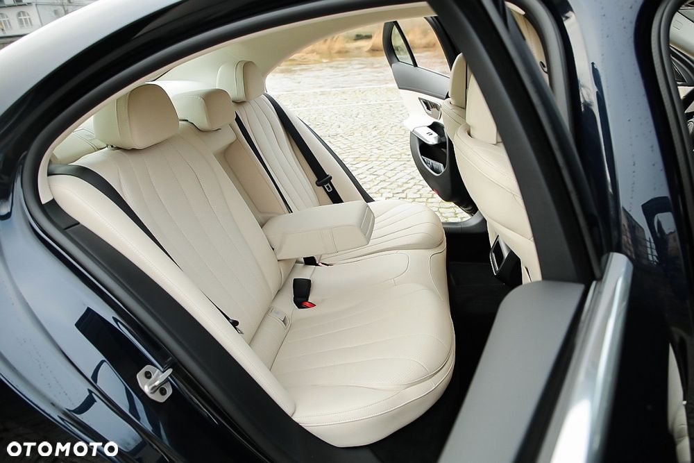 Mercedes-Benz Klasa E 200 mHEV Avantgarde 9G-Tronic - 10