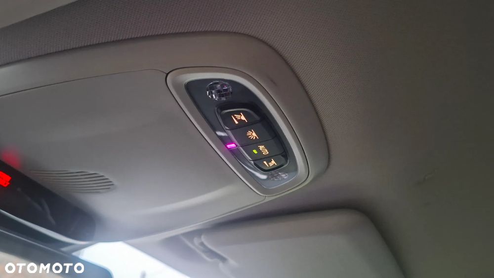 Volvo V40 D2 You - 13