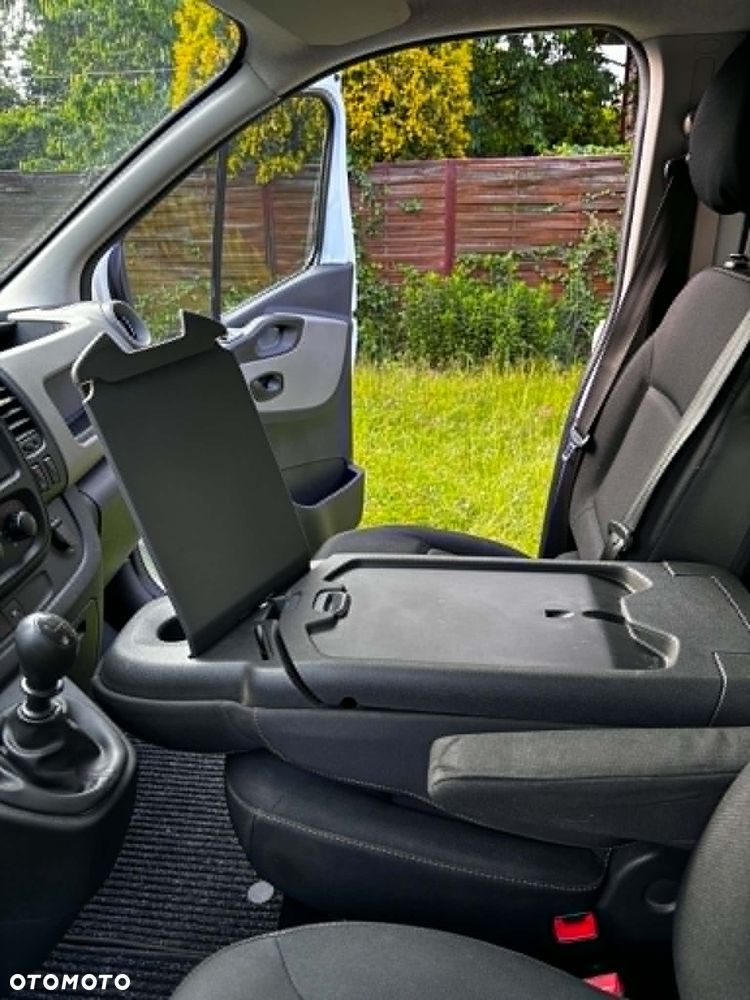 Renault TRAFIC - 12