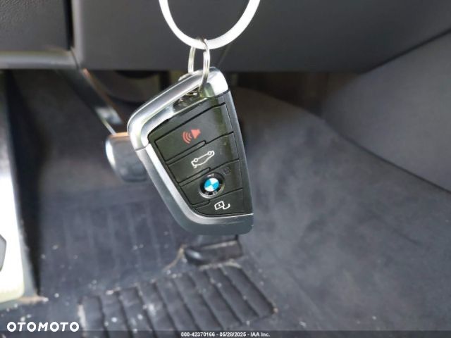 BMW M3 Competition xDrive sport - 10