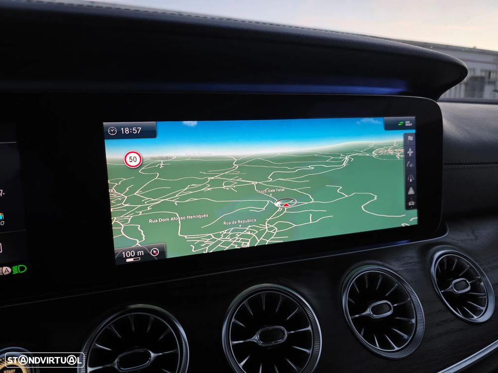 Mercedes-Benz E 220 d Cabrio 9G-Tronic AMG Line - 43