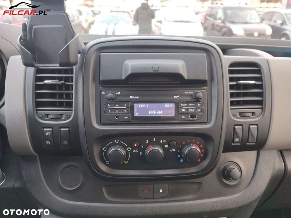 Renault Trafic - 17