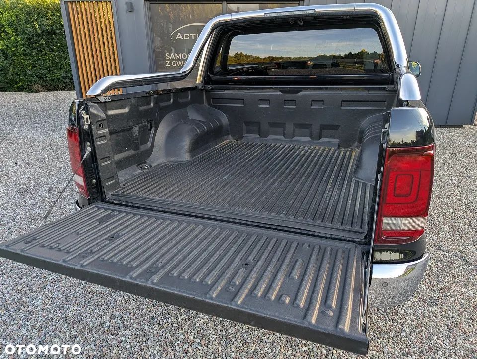 Volkswagen Amarok 3.0 TDI Autm Highline - 23