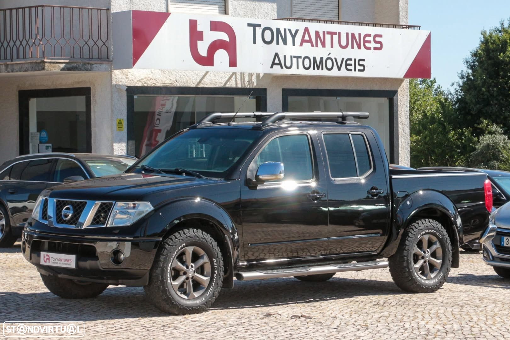 Nissan Navara 2.5 dCi CD LE - 1