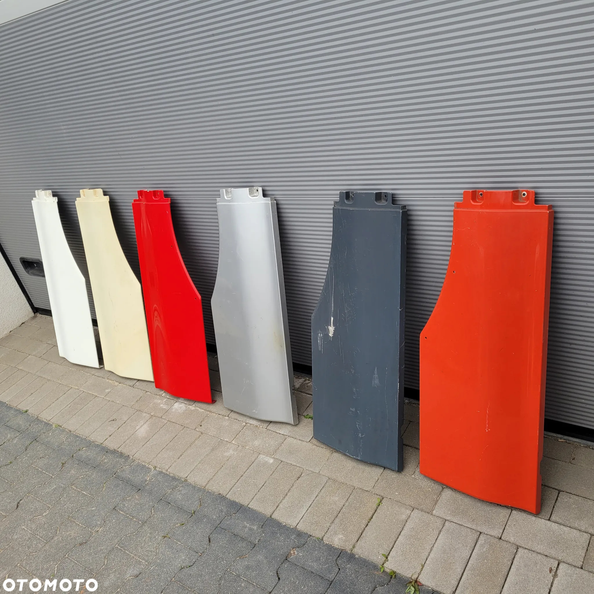 MASKOWNICA PRZEDŁUŻENIE STOPNICY MAN TGX TGA ORYGINAŁ CHWALIM116 - 3
