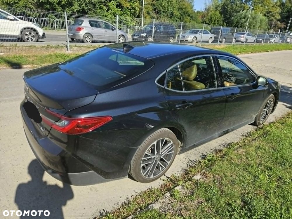 Toyota Camry 2.5 Hybrid Dynamic Force Executive e-CVT - 1