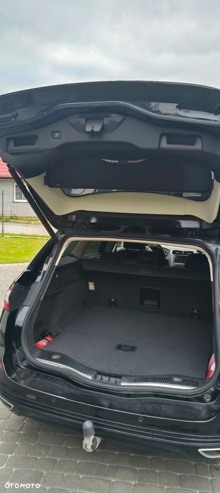 Ford Mondeo 2.0 TDCi Titanium PowerShift - 8