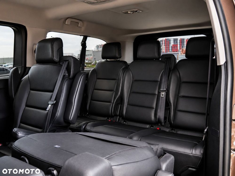 Toyota Proace Verso 2.0 D4-D Long VIP - 36