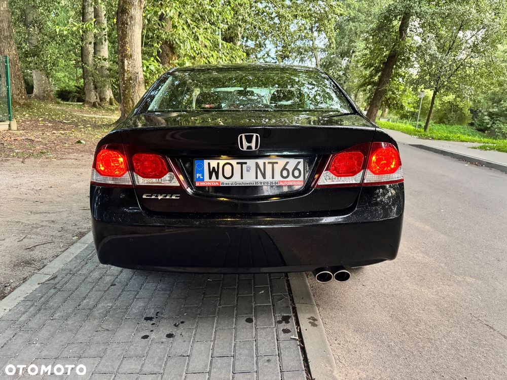 Honda Civic 1.8 Executive - 8