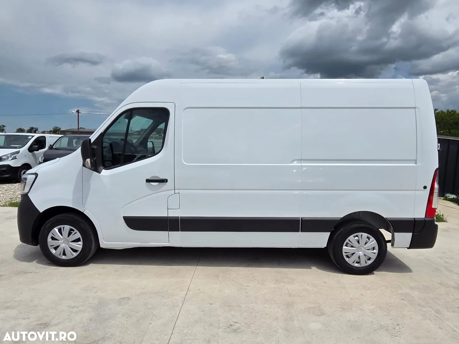 Renault New Master L2H2 - 9