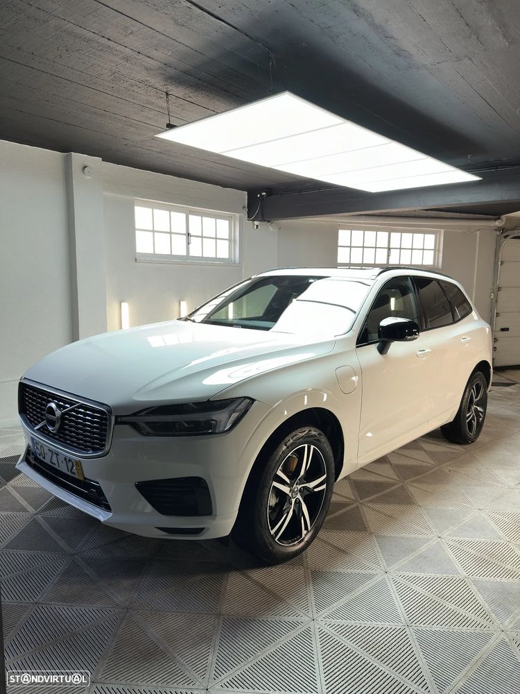 Volvo XC 60 2.0 T8 PHEV R-Design AWD - 1