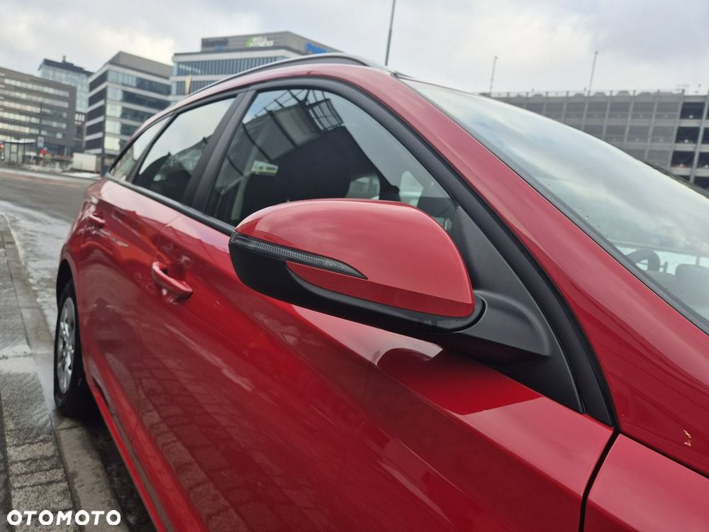 Hyundai i30 1.5 T-GDI 48V Modern - 21