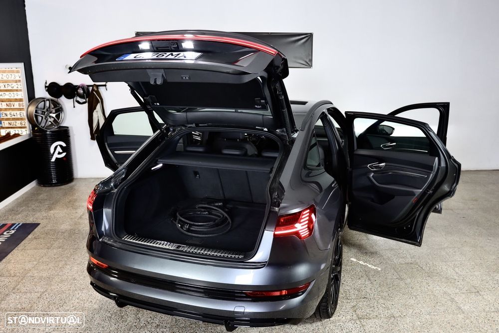 Audi e-tron 55 quattro S line - 37