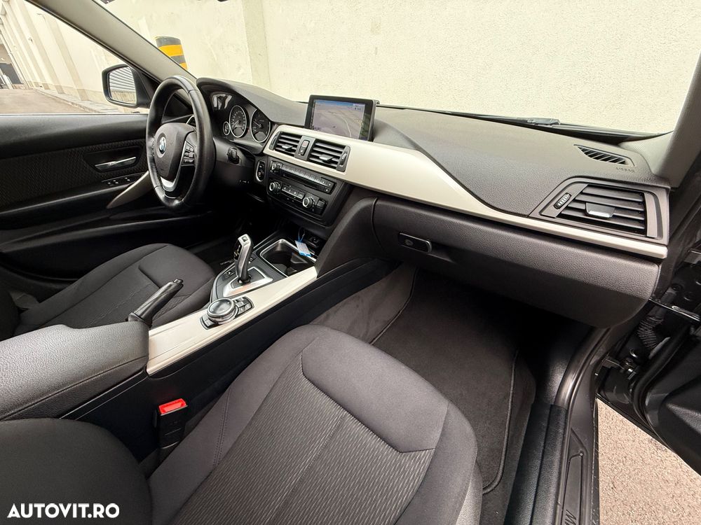 BMW Seria 3 320d Touring Aut. Efficient Dynamics Edition - 22