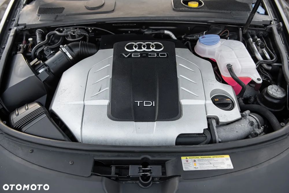 Audi A6 Avant 3.0 TDI DPF quattro tiptronic - 36