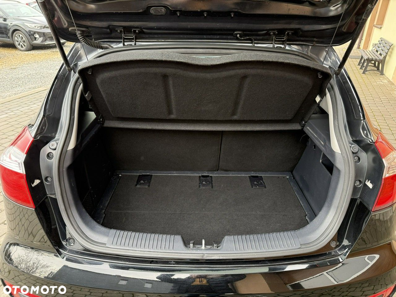 Kia Rio - 20