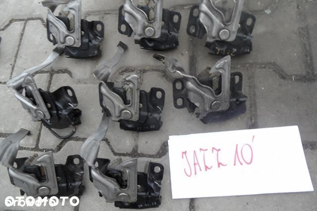 HONDA JAZZ 2008 - 2013 ZAMEK MASKI