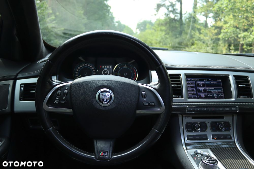 Jaguar XF 3.0 V6 D Portfolio - 7