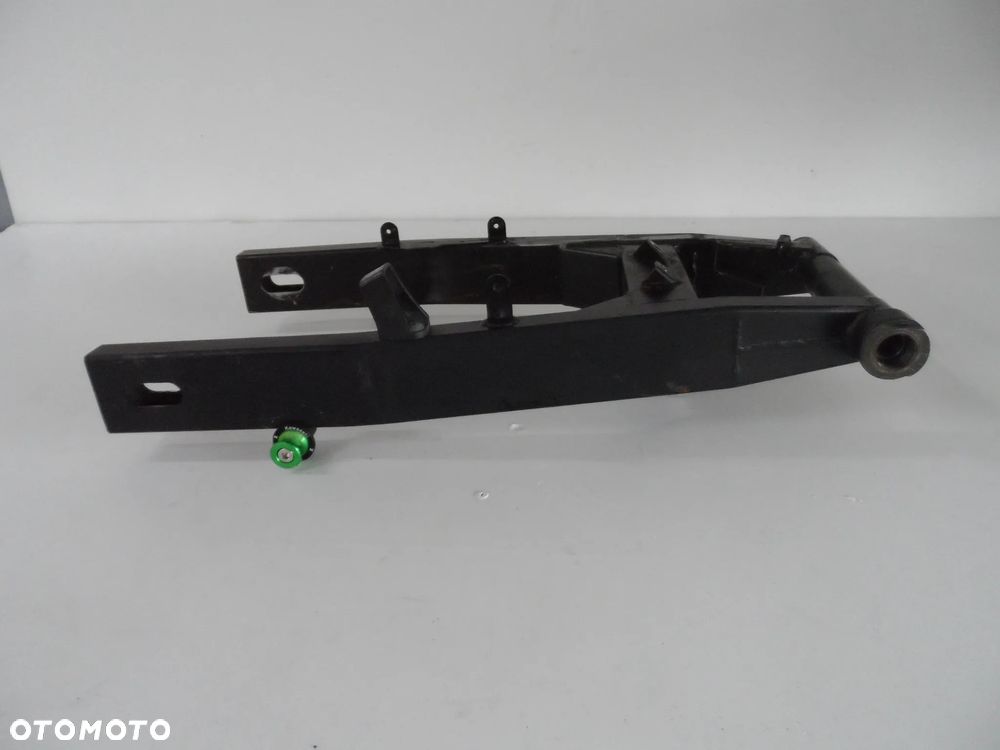 KAWASAKI Z 750 05' ROK wahacz tył - 3