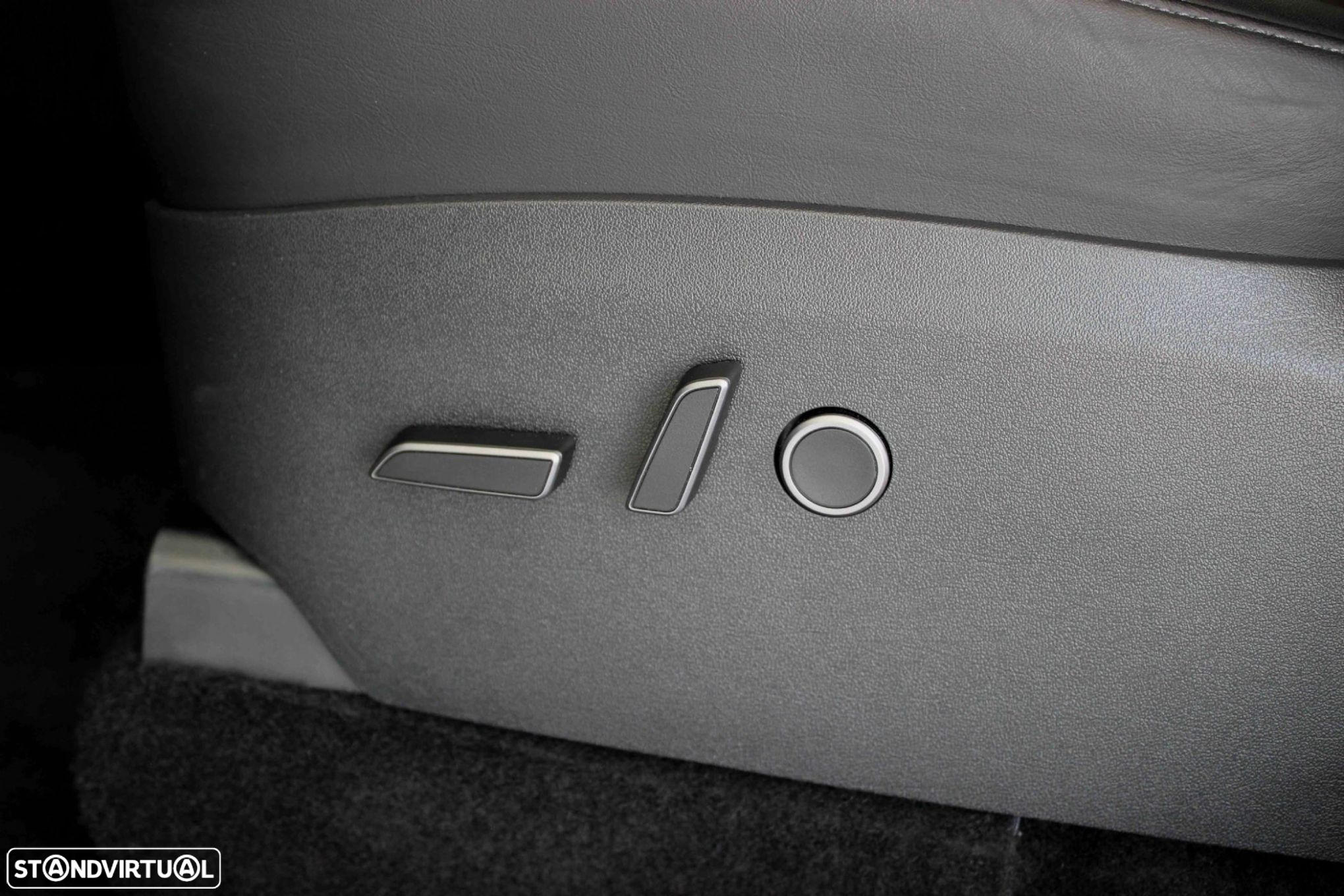 Tesla Model Y Performance Tração Integral - 25