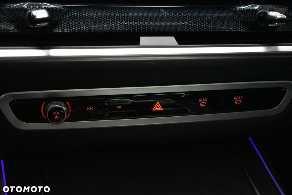 BMW X7 - 22