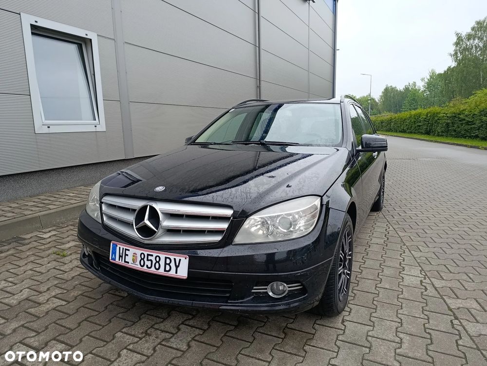 Mercedes-Benz Klasa C 200 CDI DPF (BlueEFFICIENCY) Elegance - 3