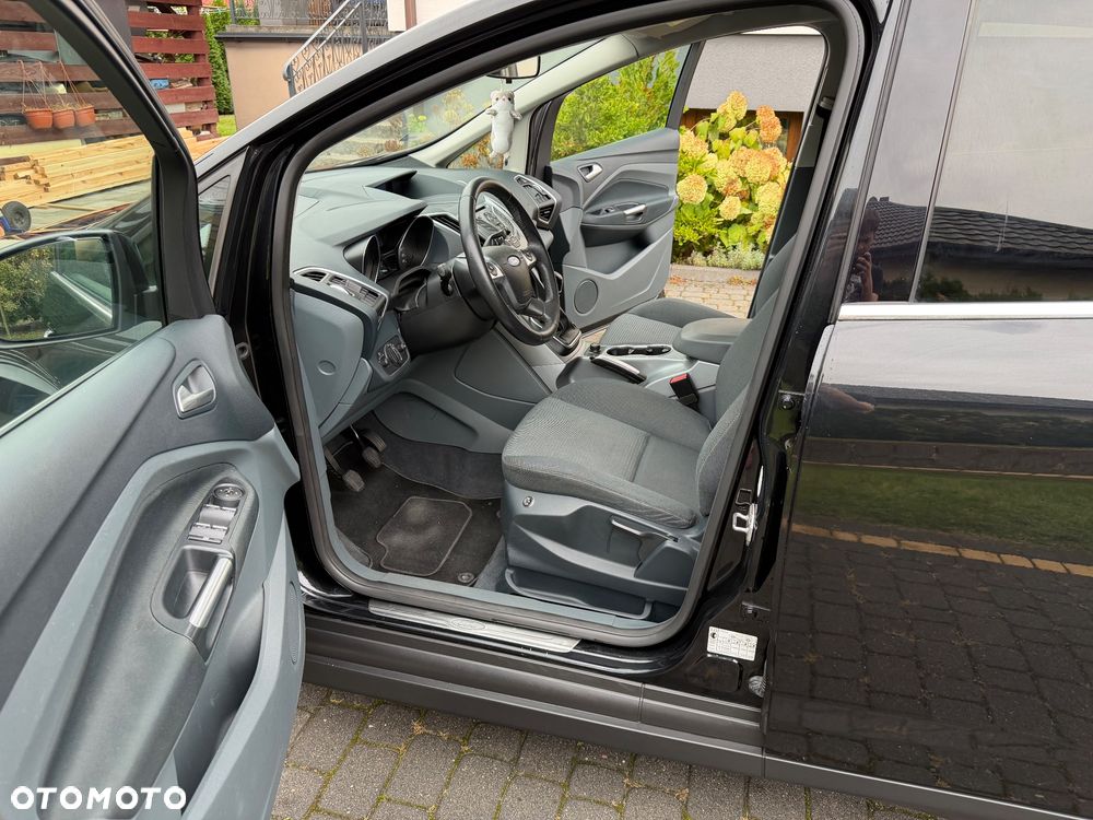Ford C-MAX - 16
