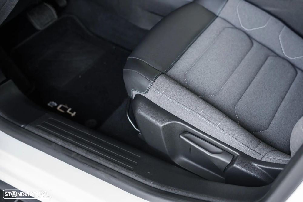 Citroën e-C4 50 kWh Autonomia Conforto Plus - 26