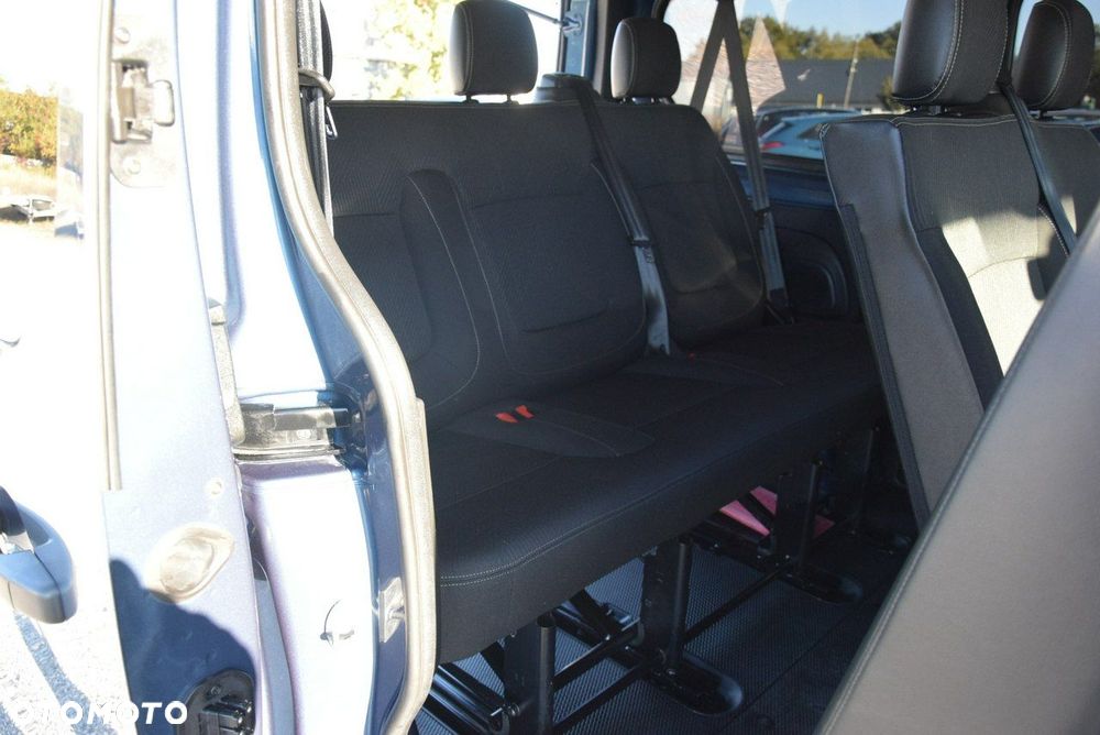 Renault Trafic - 20