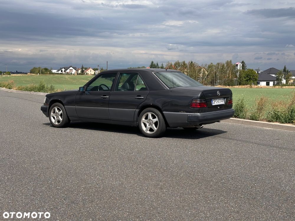 Mercedes-Benz W124 (1984-1993) ver-220 - 4
